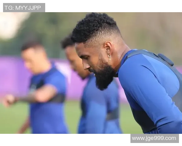 德甲球队冬训备战：突出体能训练，全面提升球员状态