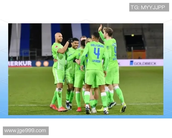 德甲强强对决：莱比锡红牛对阵门兴格拉德巴赫，谁能笑到最后？