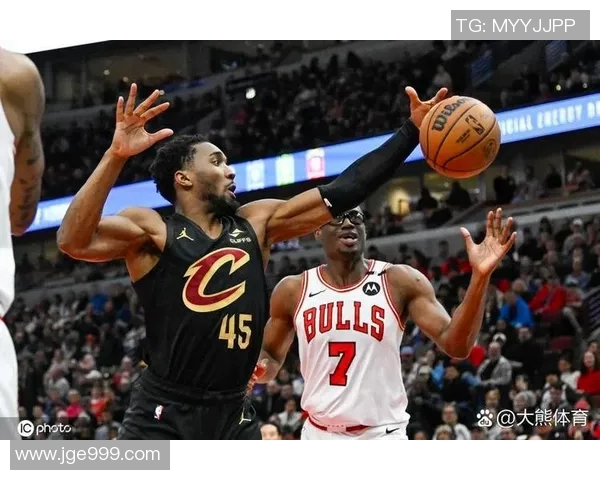 公牛队大胜篮网,拿到赛点!