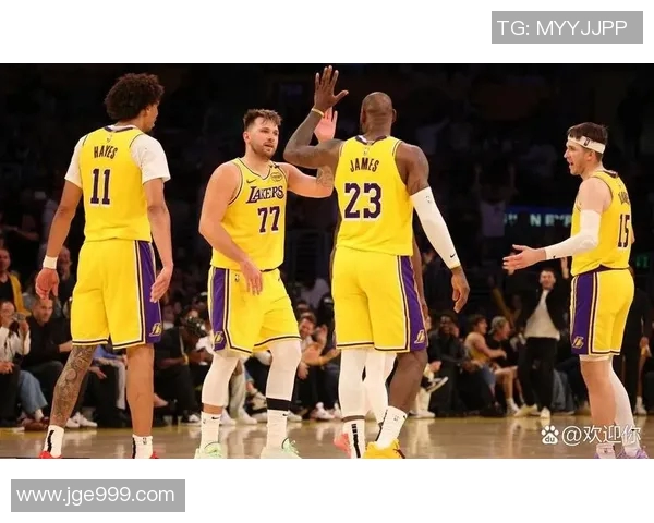 火箭队完胜雷霆，晋级西部半决赛对阵湖人