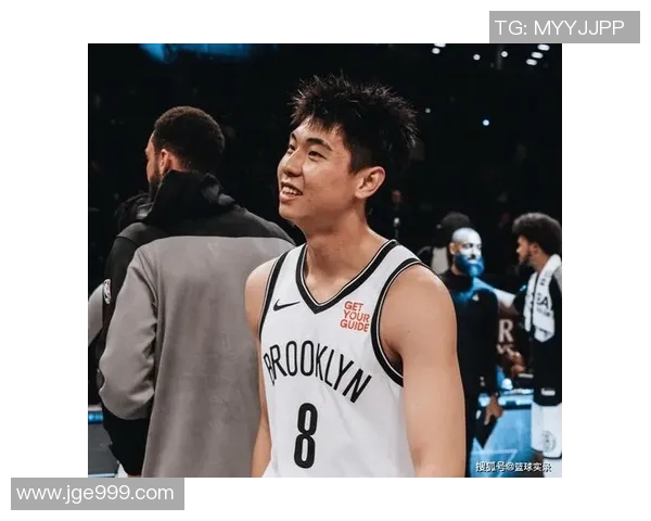 篮网新秀崭露头角，球队未来可期迎接新赛季