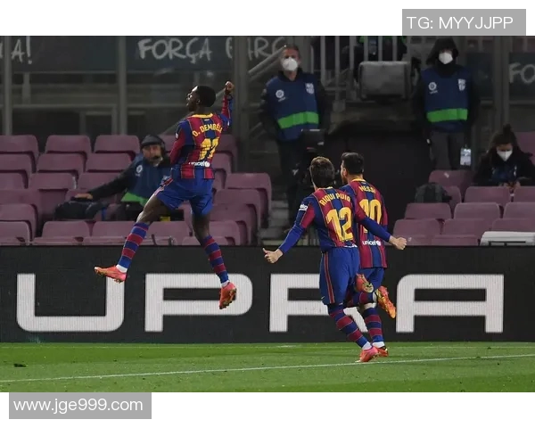 巴萨主帅科曼：球队状态正佳，我们有机会夺得本赛季西甲冠军